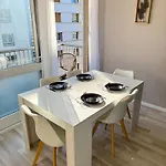 Le Victoria I Balcon & Garage, Plein-centre Aix-les-Bains