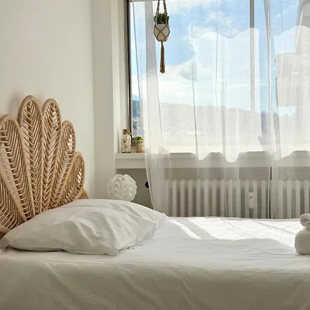 Le Victoria I Balcon & Garage, Plein-centre *