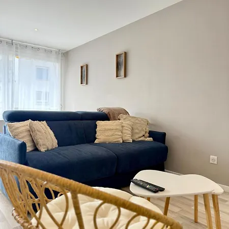 Le Victoria I Balcon & Garage, Plein-centre *