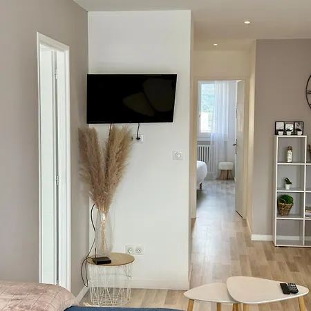 Le Victoria I Balcon & Garage, Plein-centre * 엑스레뱅